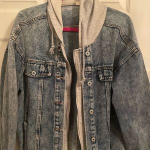 Jean jacket w/ hood